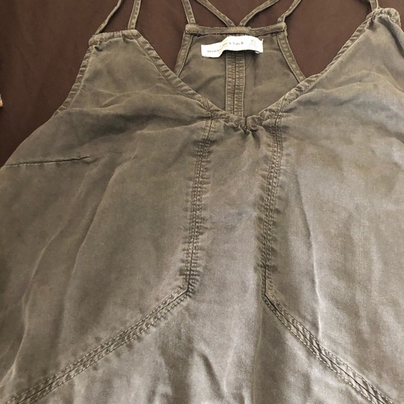 Abercrombie dress - Picture 2 of 4